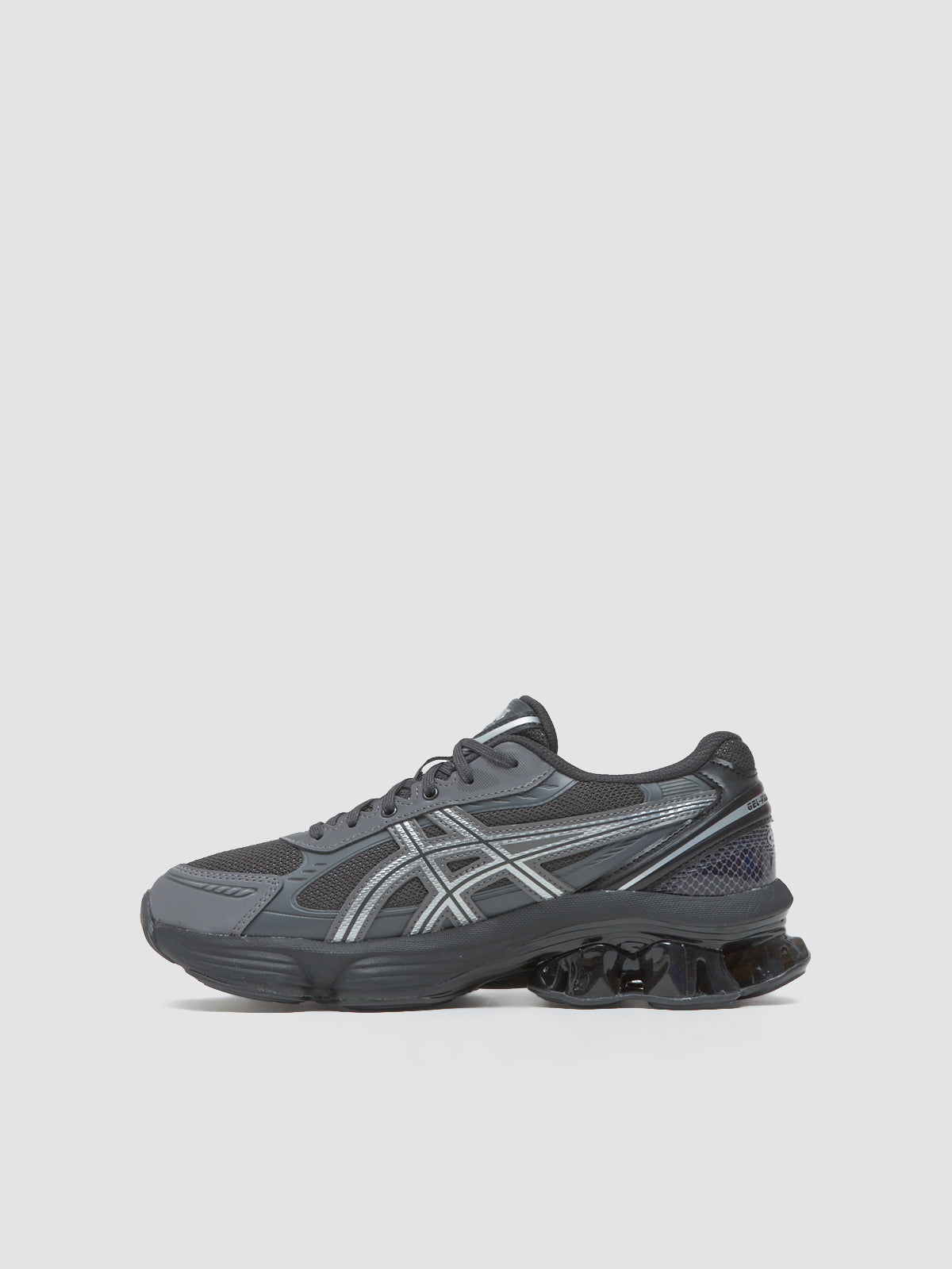 GEL-KINETIC FLUENT Sneaker in Graphite Grey & Pure Silver