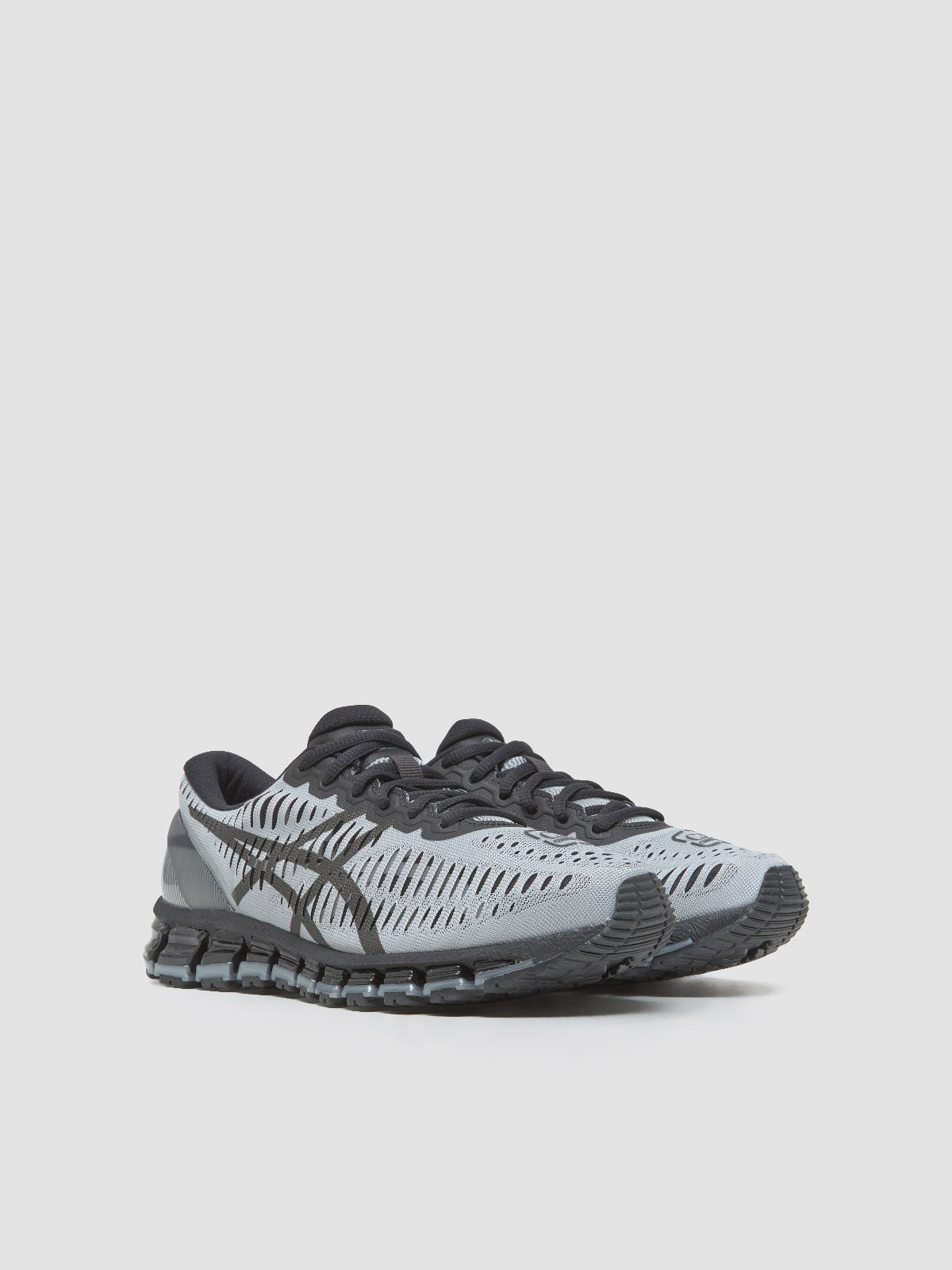 x C.P. Company GEL-QUANTUM 360 I Sneaker in Pure Silver & Caviar